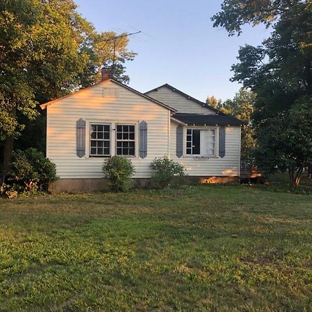 Private Cottage In Rural Clemmons Bagian luar foto